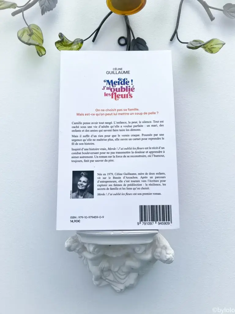 Photo issue de la chronique de Lololeblog sur le roman “Merde ! J’ai oublié les fleurs” de Céline Guillaume.